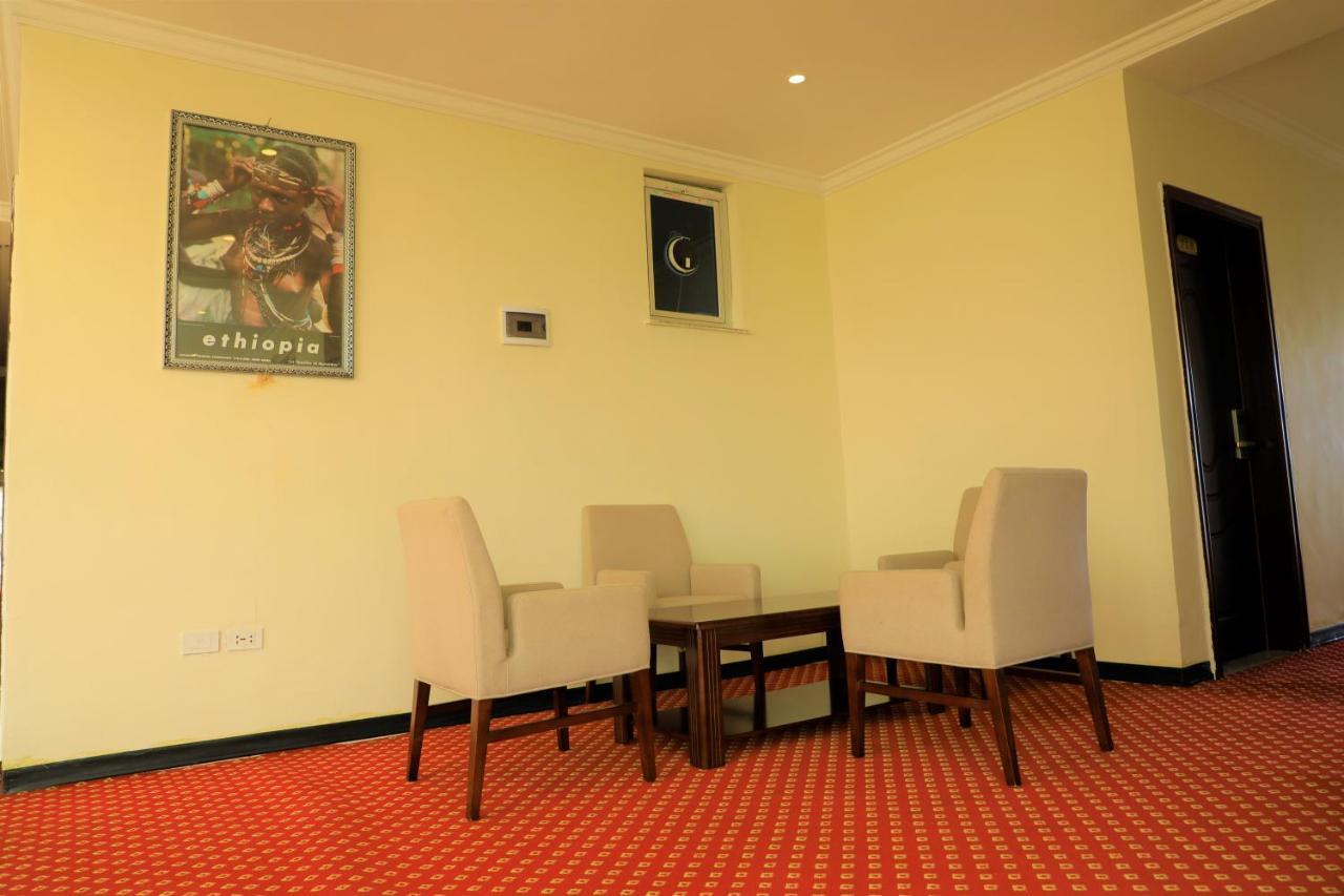 Tewodros Belay International Hotel Lege T'afo Екстер'єр фото